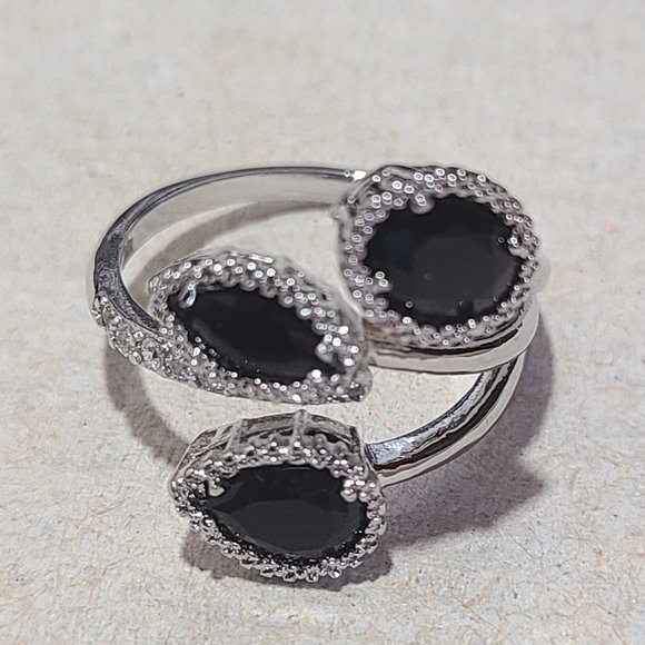 Silver color multi-layer clear black CZ zircon ring - Picture 1 of 6